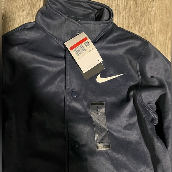 Boy’s Nike Therma-Fit Jacket - Picture 2 of 7